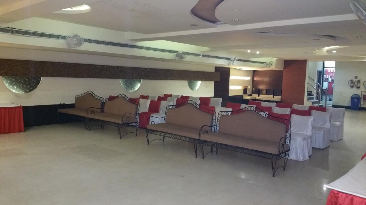 Hotel 9Th Planet Thanesar Bagian luar foto